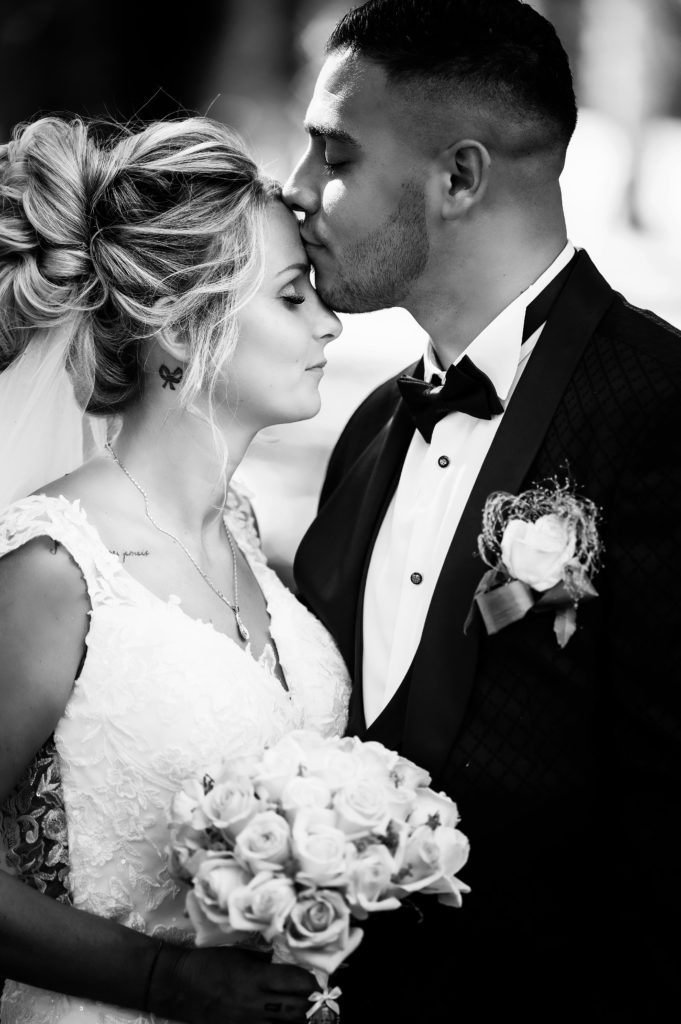 Le mariage à Liège, Mariés Belgique, Préparatifs de la mariée, photographe mariage, Mariée, voile de la mariée, robe de mariée, photographe Liège, reportage de mariage, wedding Day, photo mariée, mariés, bouquet de marié